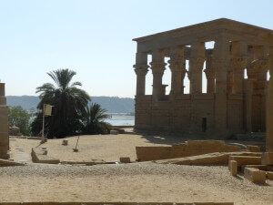 Isis temple (7)