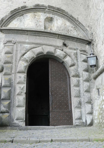 Odescalci entry door